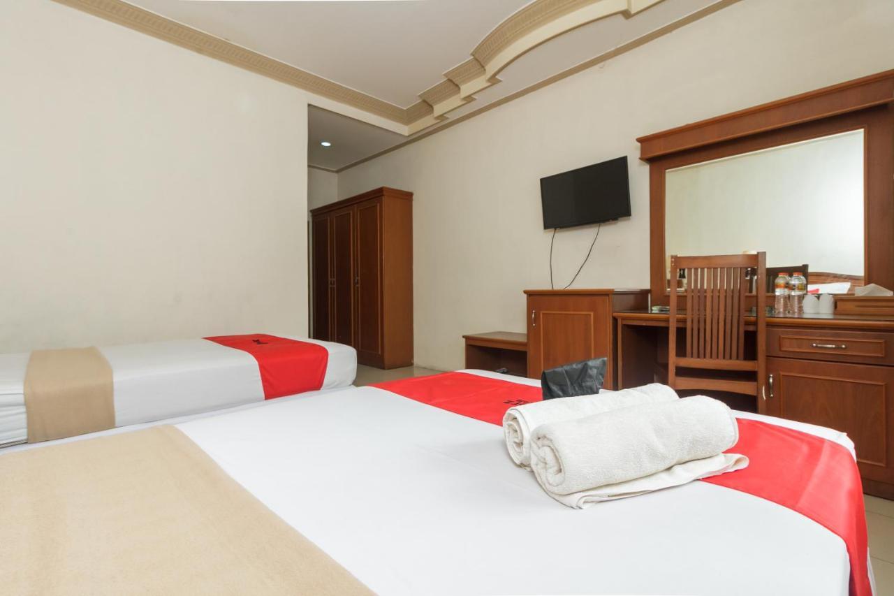 Reddoorz Plus Near Taman Siring Benuaanyar Exterior photo